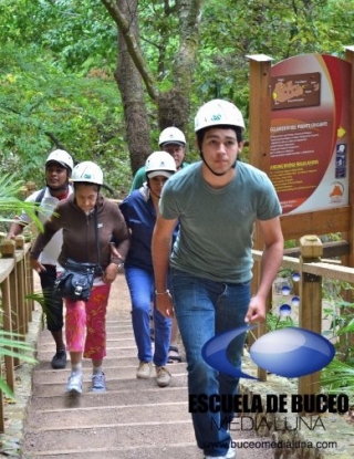 De caminoa la cuevas